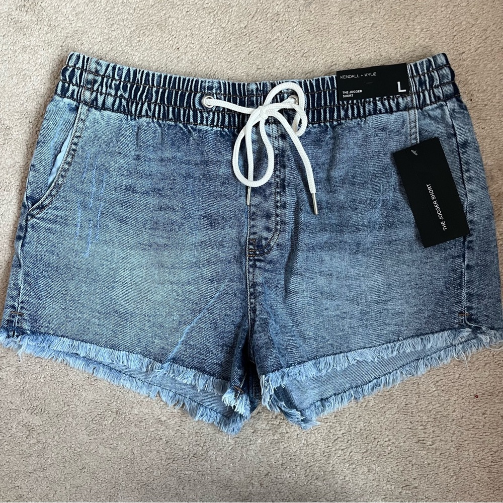 Kendall + Kylie The Jogger Short